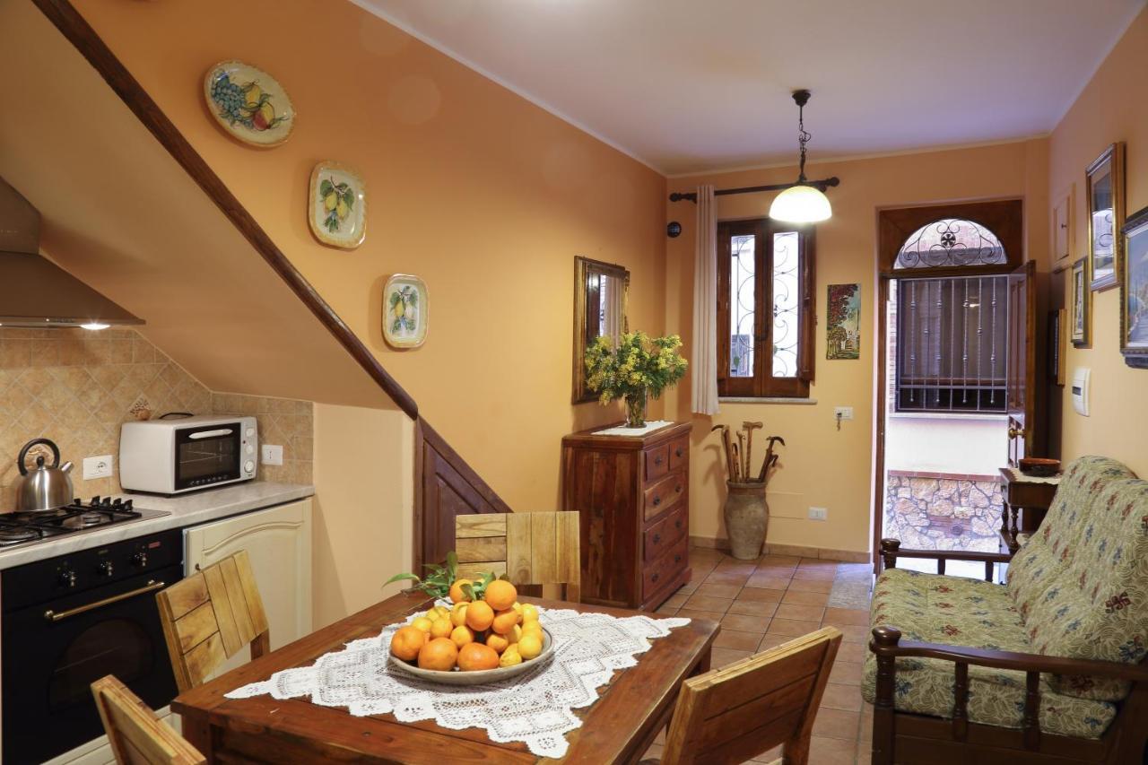 Apartmán Casa Antico Borgo Cuseni Taormina Exteriér fotografie