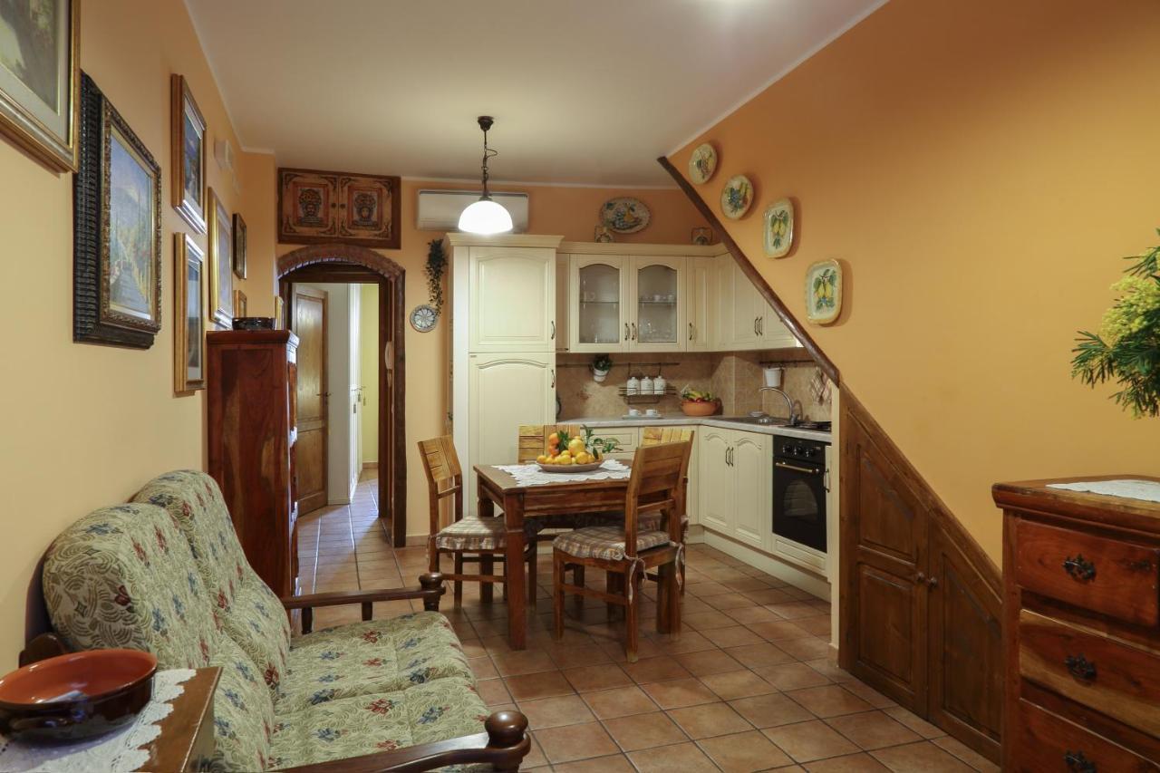 Apartmán Casa Antico Borgo Cuseni Taormina Exteriér fotografie